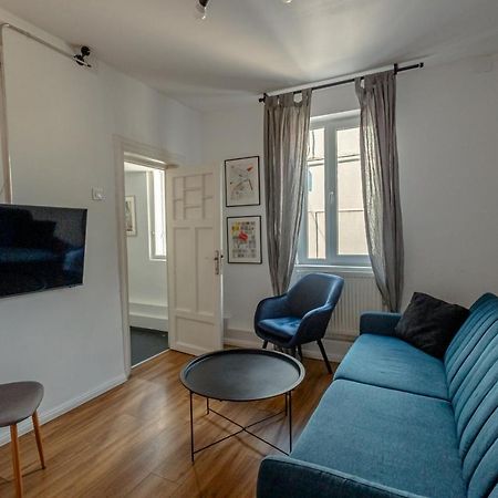 First Hostel Bucur 21 บูคาเรสต์ ภายนอก รูปภาพ