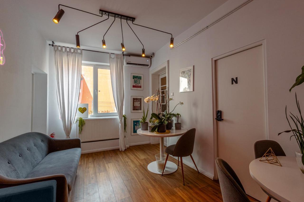 First Hostel Bucur 21 บูคาเรสต์ ภายนอก รูปภาพ