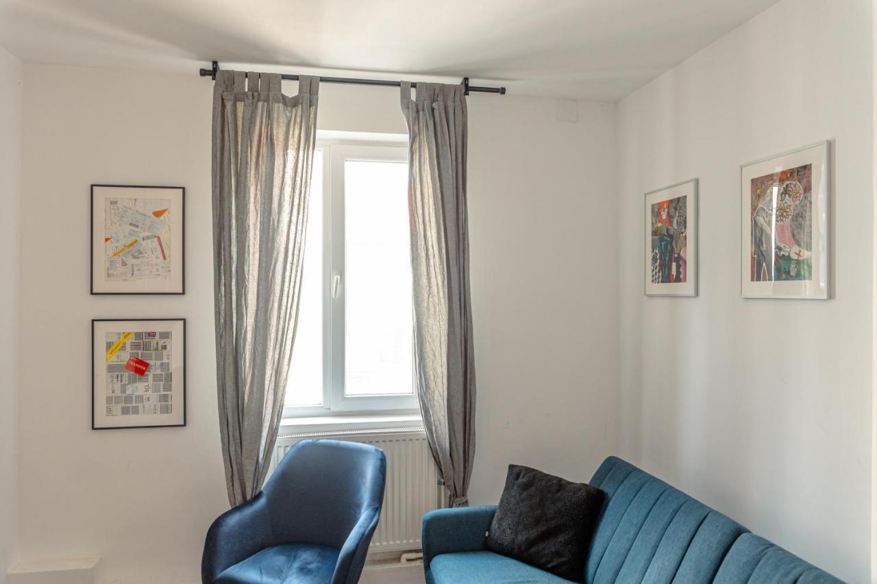 First Hostel Bucur 21 บูคาเรสต์ ภายนอก รูปภาพ